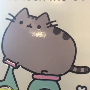 Meet your Posher, Leslie